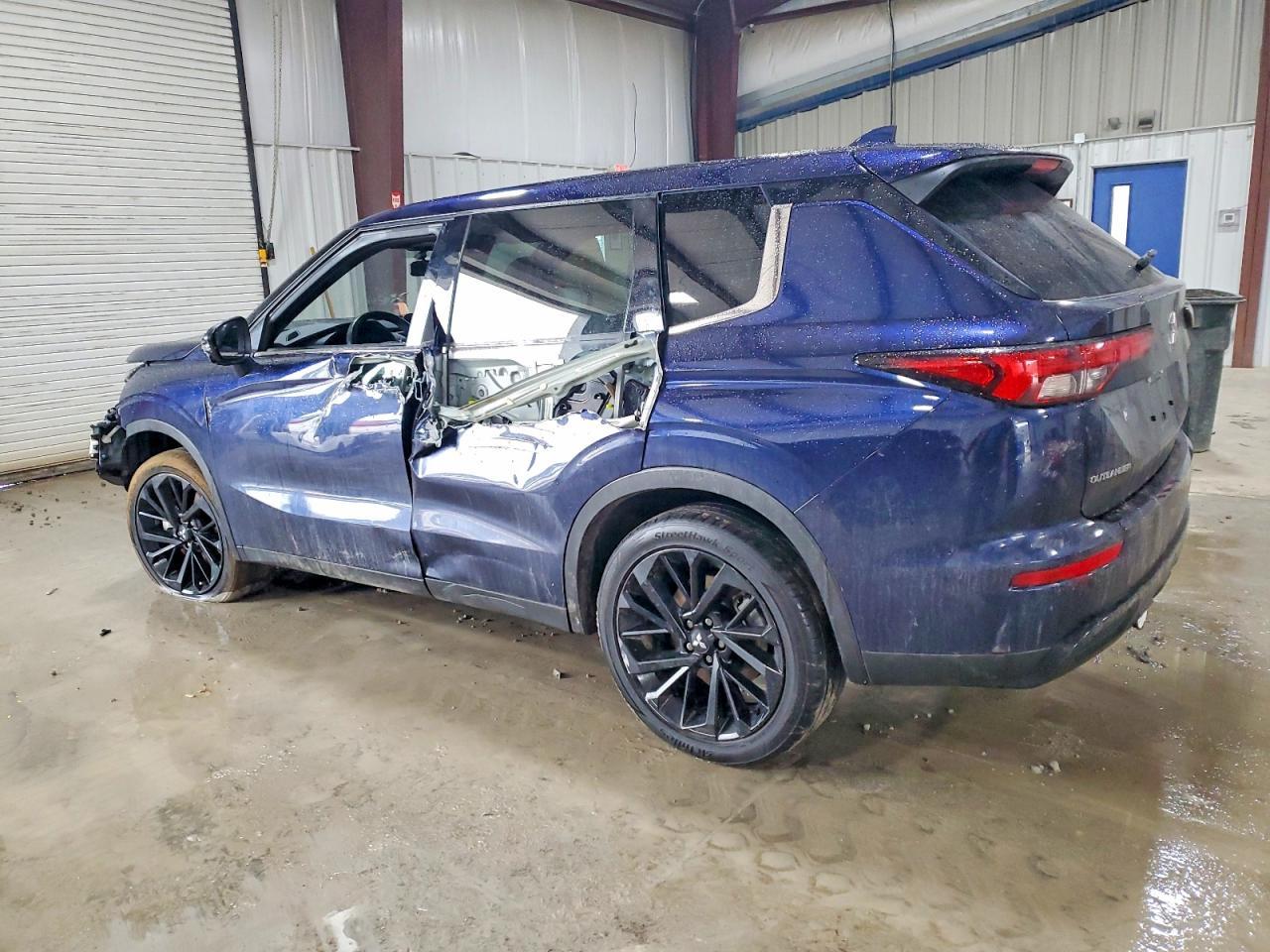 2022 MITSUBISHI outlander