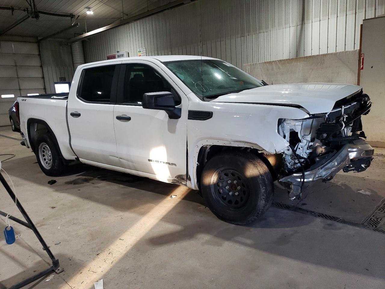 2023 GMC Sierra