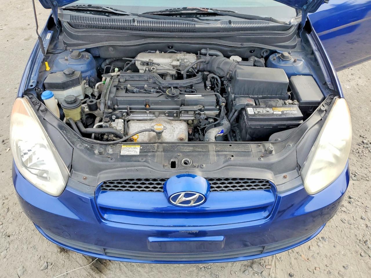 2011 HYUNDAI ACCENT