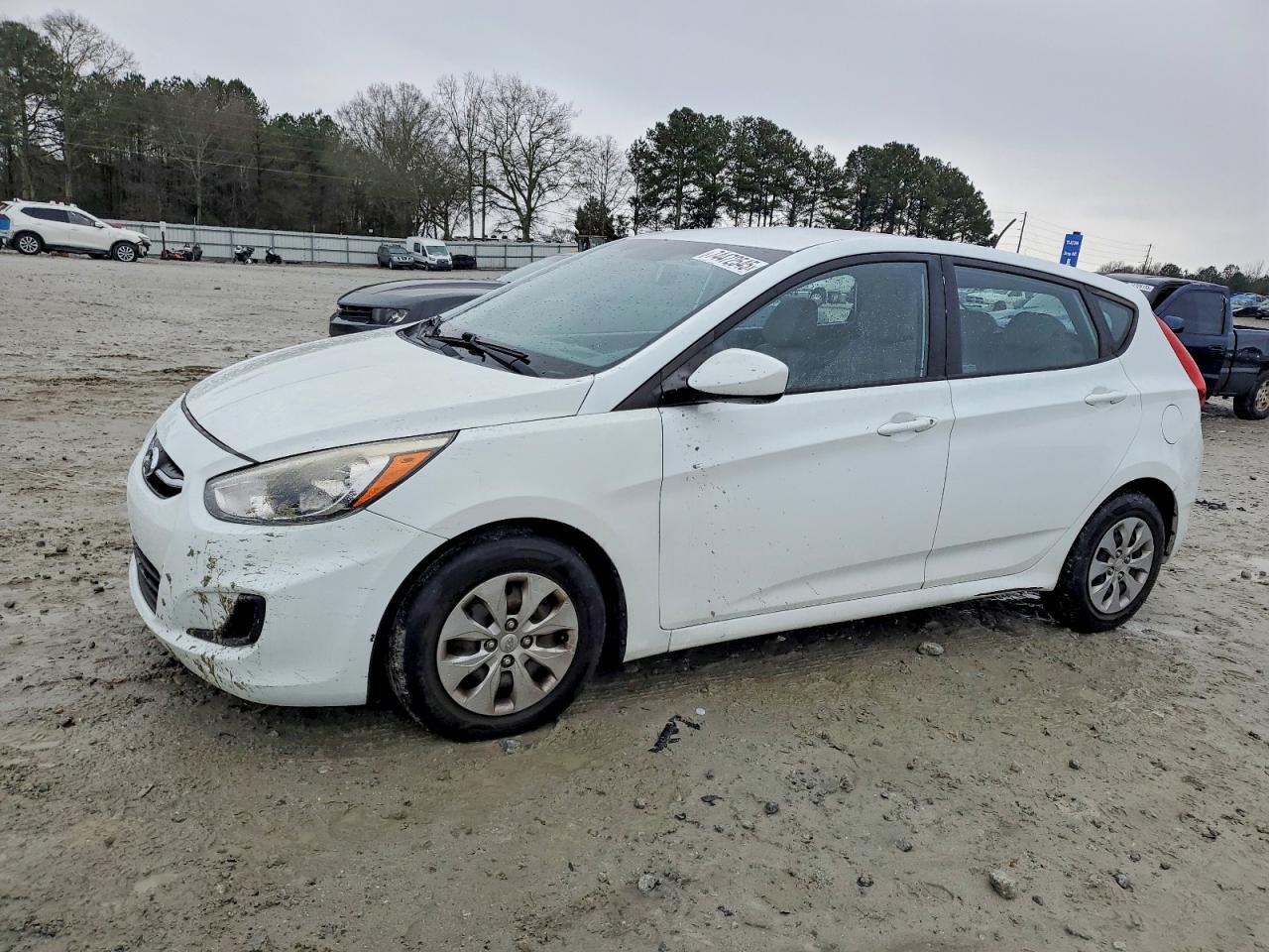 2016 HYUNDAI ACCENT