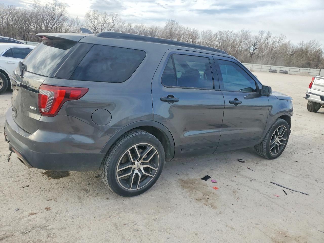 2017 FORD Explorer Sport Trac