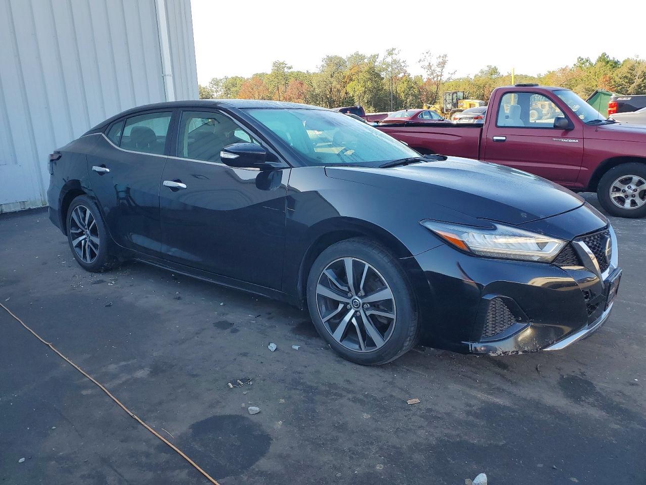 2022 NISSAN Maxima