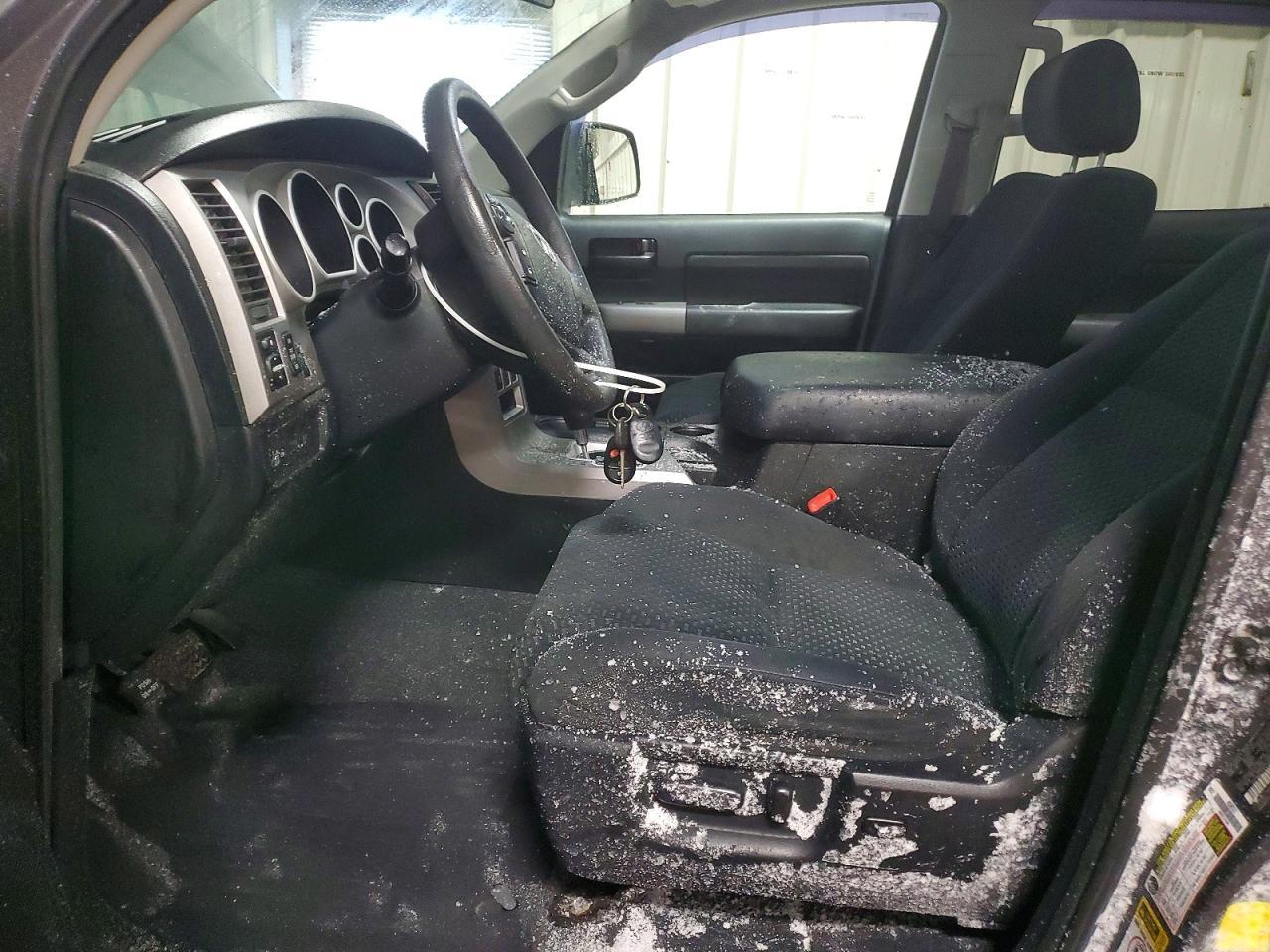 2011 TOYOTA TUNDRA