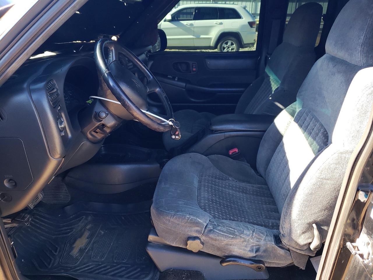 2000 CHEVROLET S10