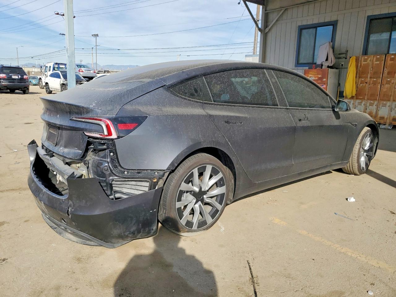 2024 TESLA MODEL 3