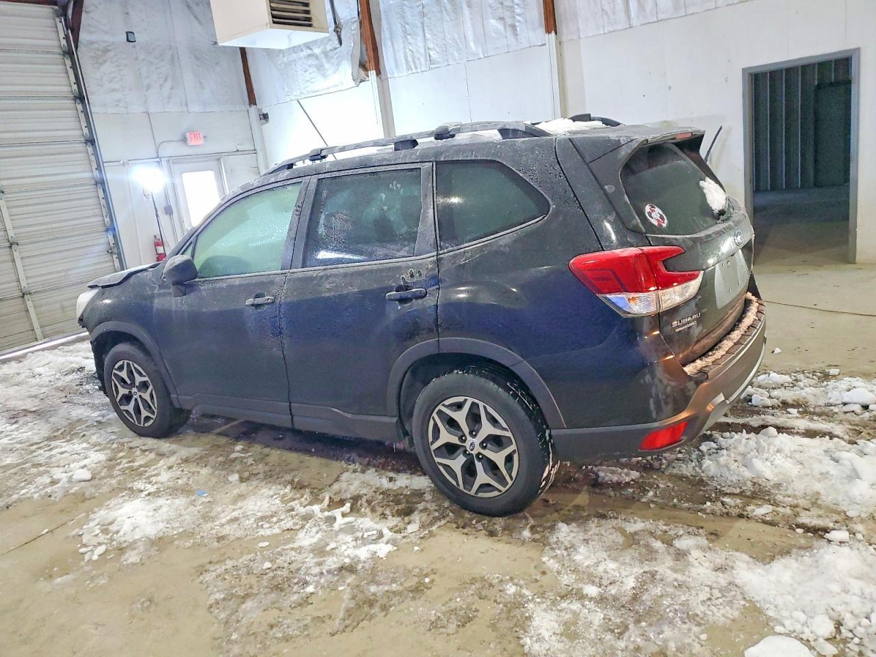 2020 SUBARU FORESTER