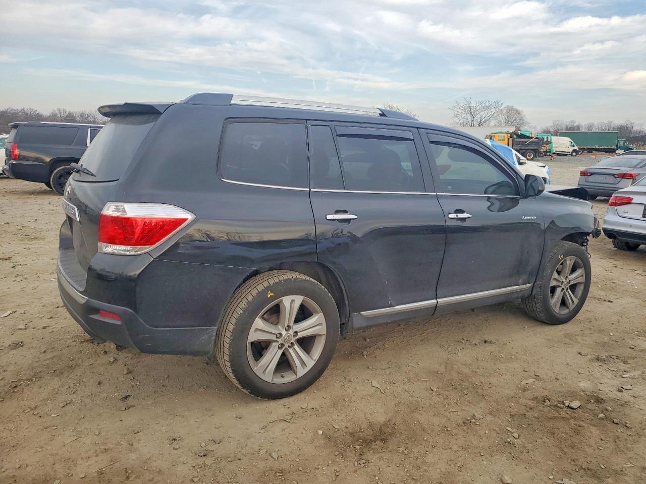 2012 TOYOTA HIGHLANDER