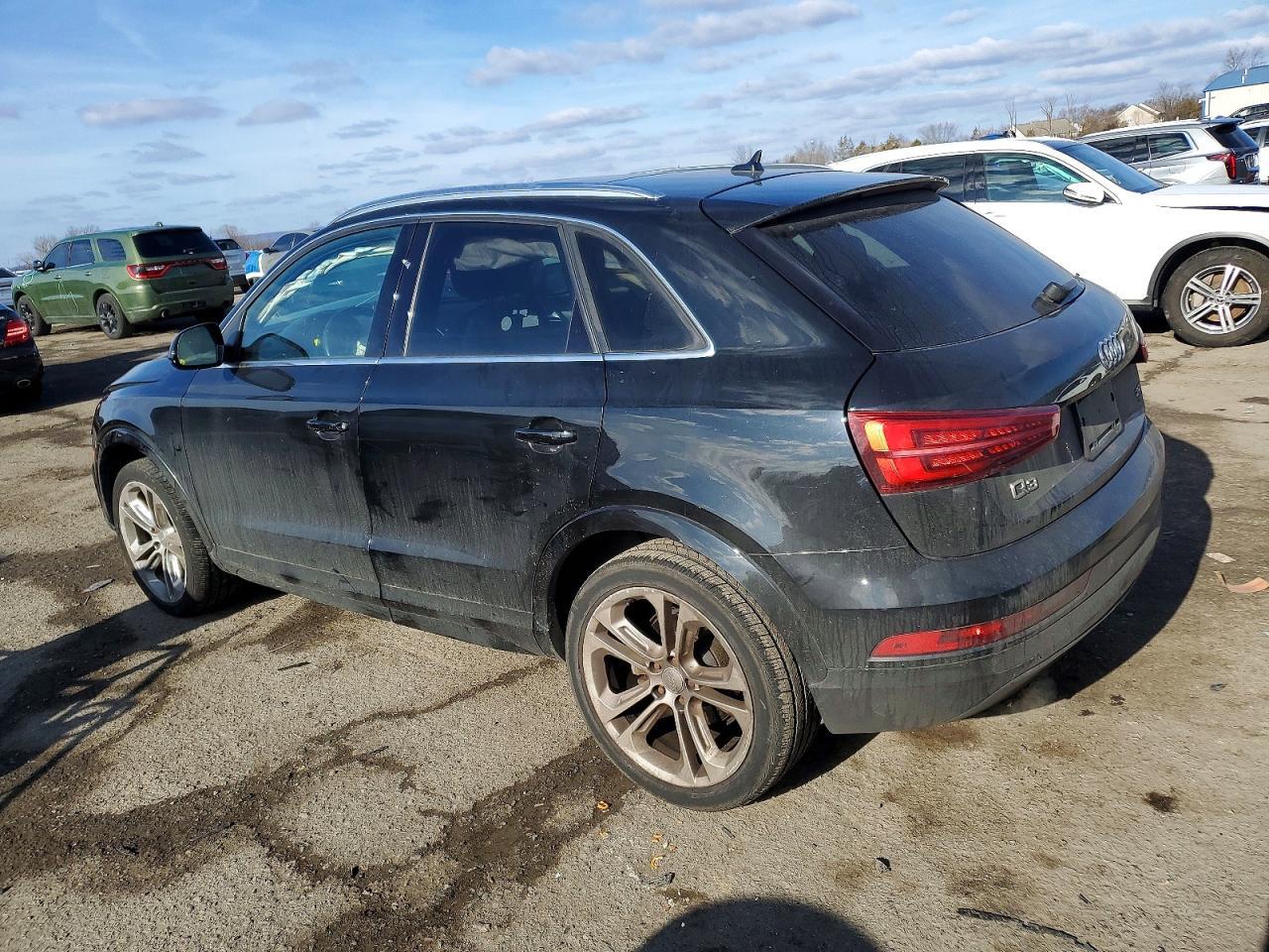 2017 AUDI Q3