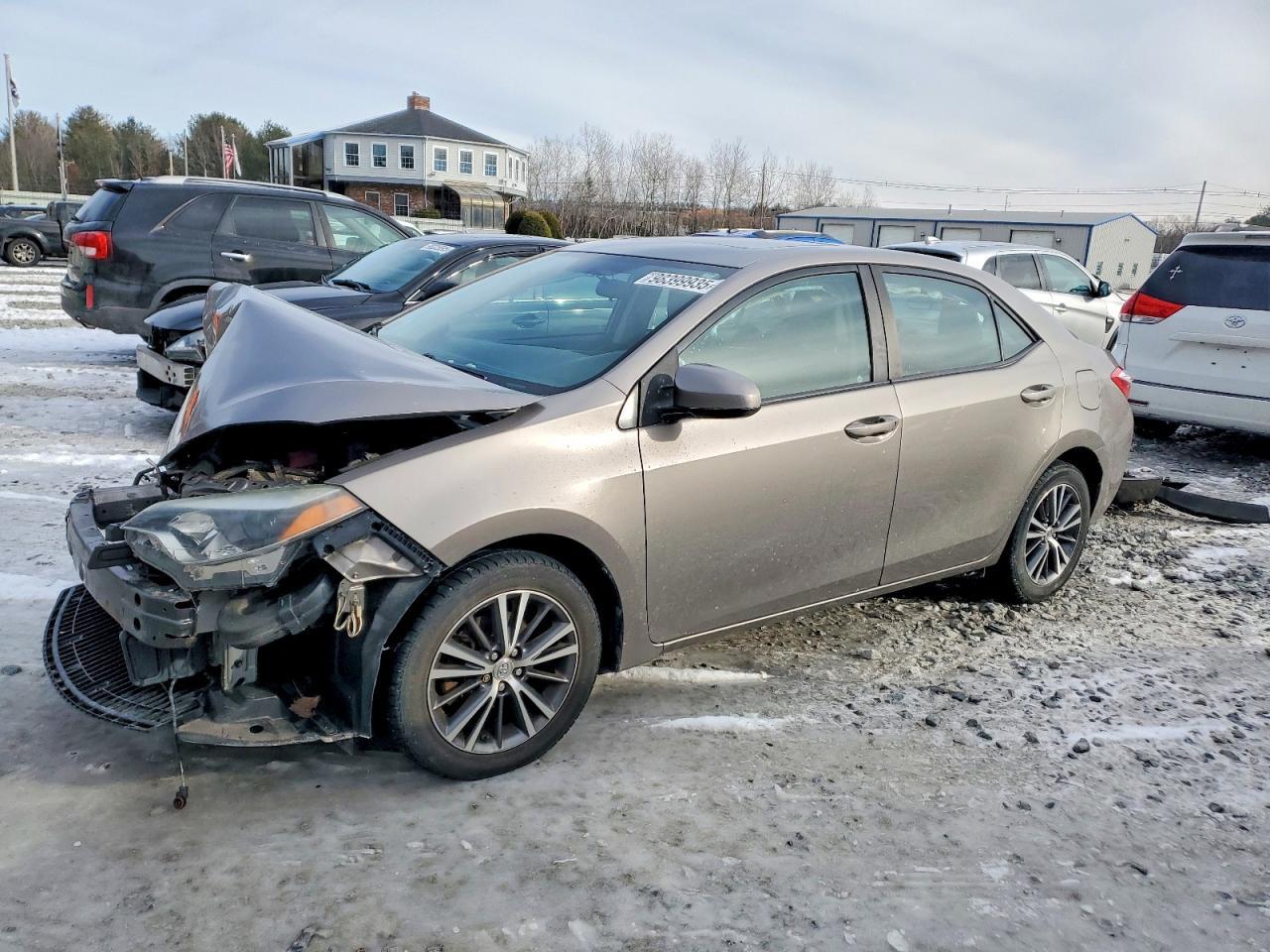 2016 TOYOTA COROLLA