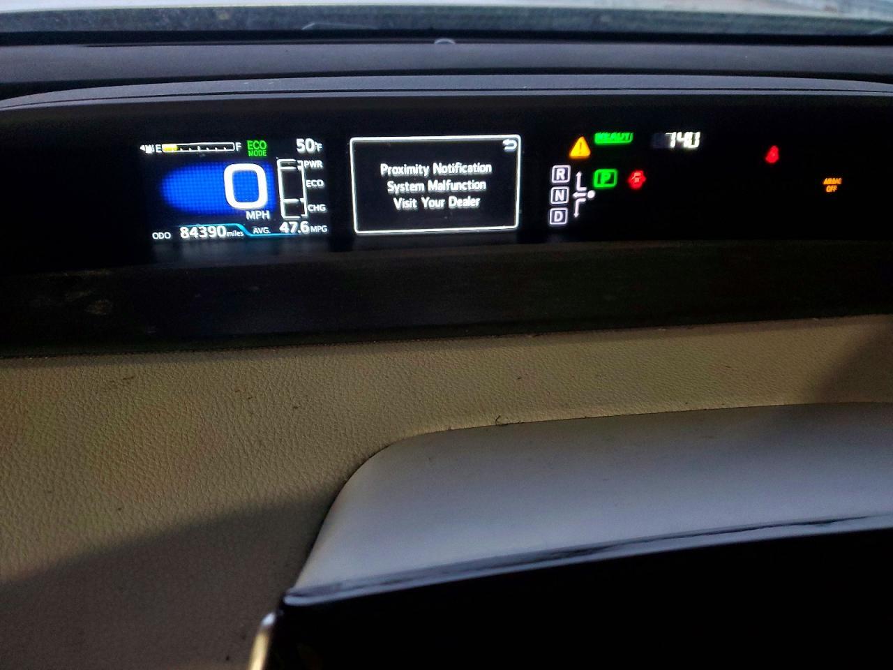 2016 TOYOTA PRIUS