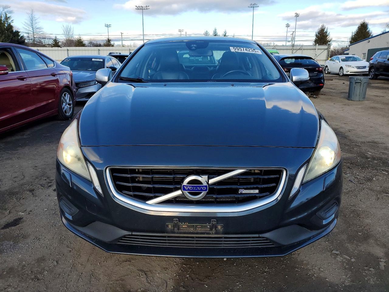 2013 VOLVO S60