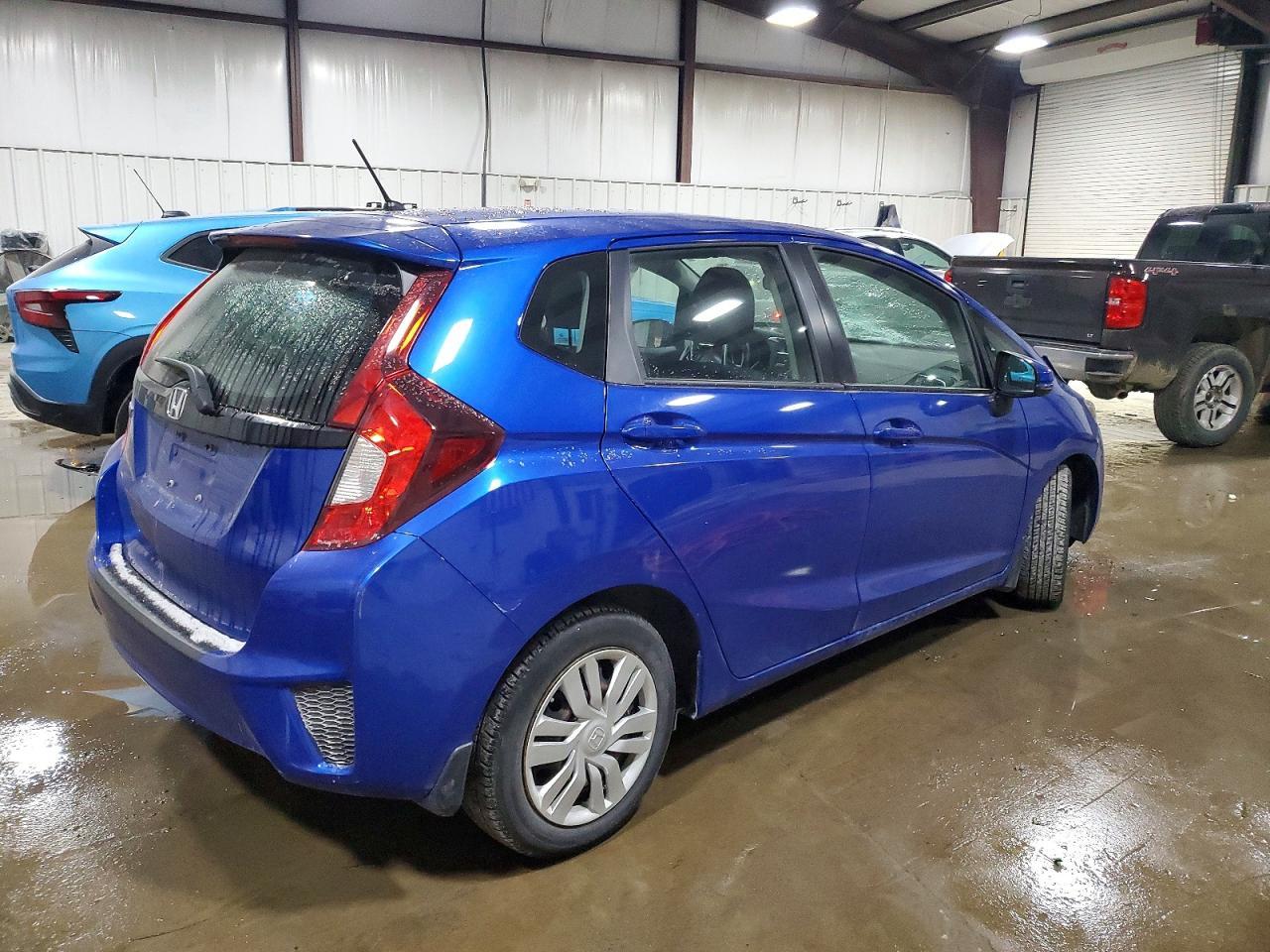2015 HONDA FIT