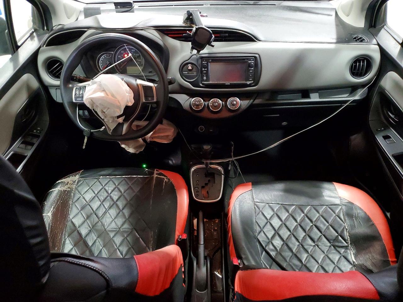 2017 TOYOTA YARIS