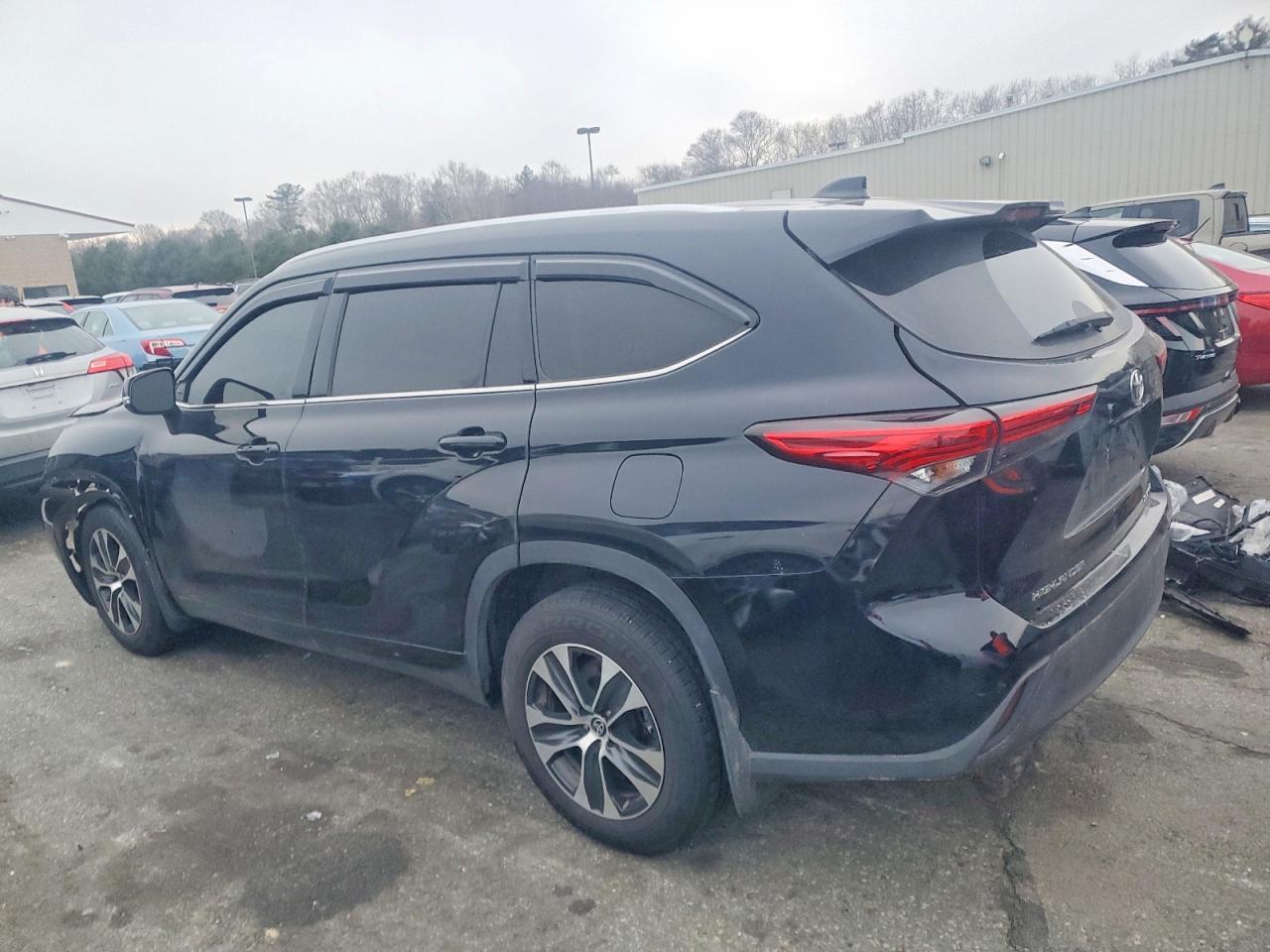 2021 TOYOTA HIGHLANDER