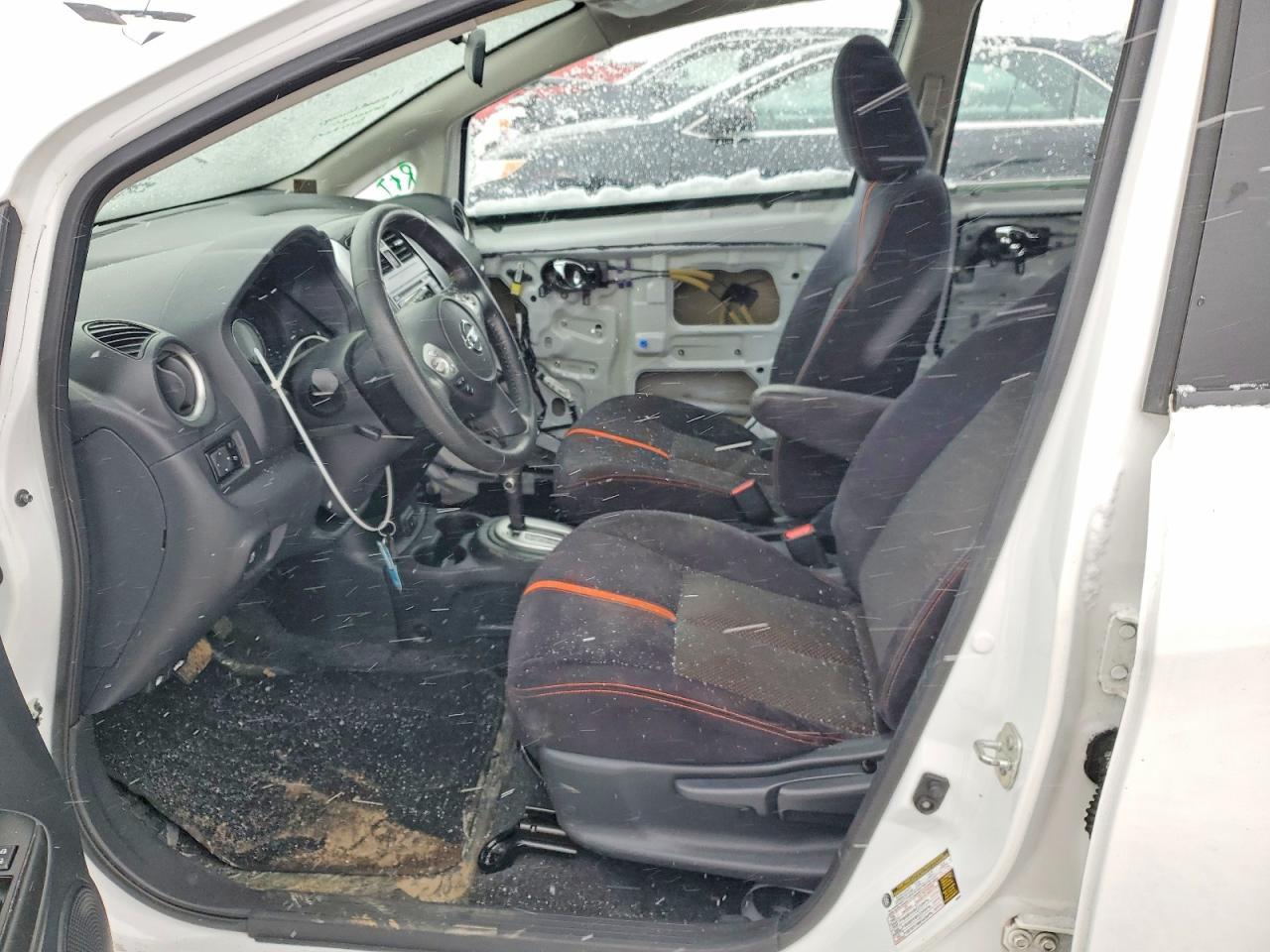 2017 NISSAN Versa Note
