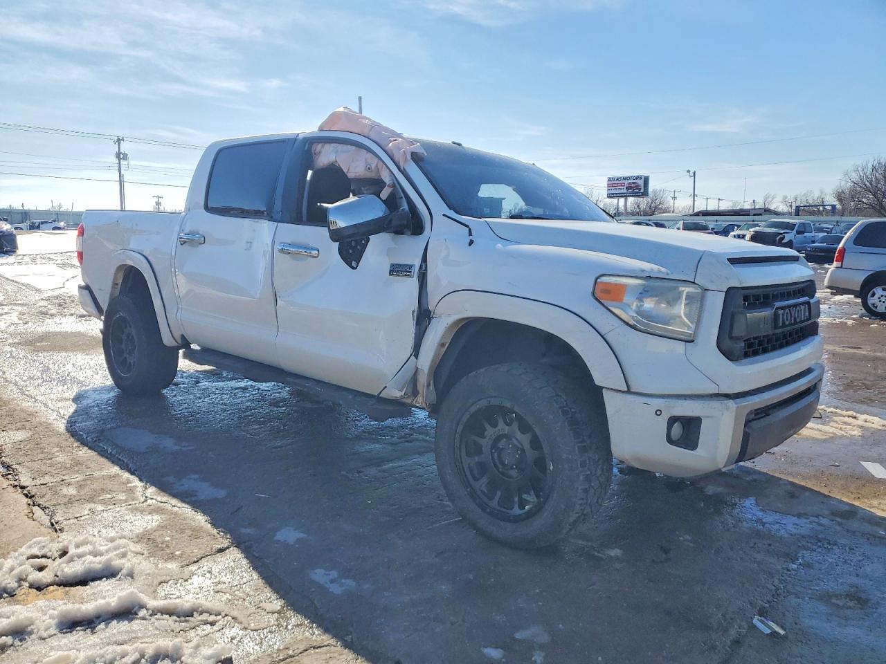 2016 TOYOTA TUNDRA