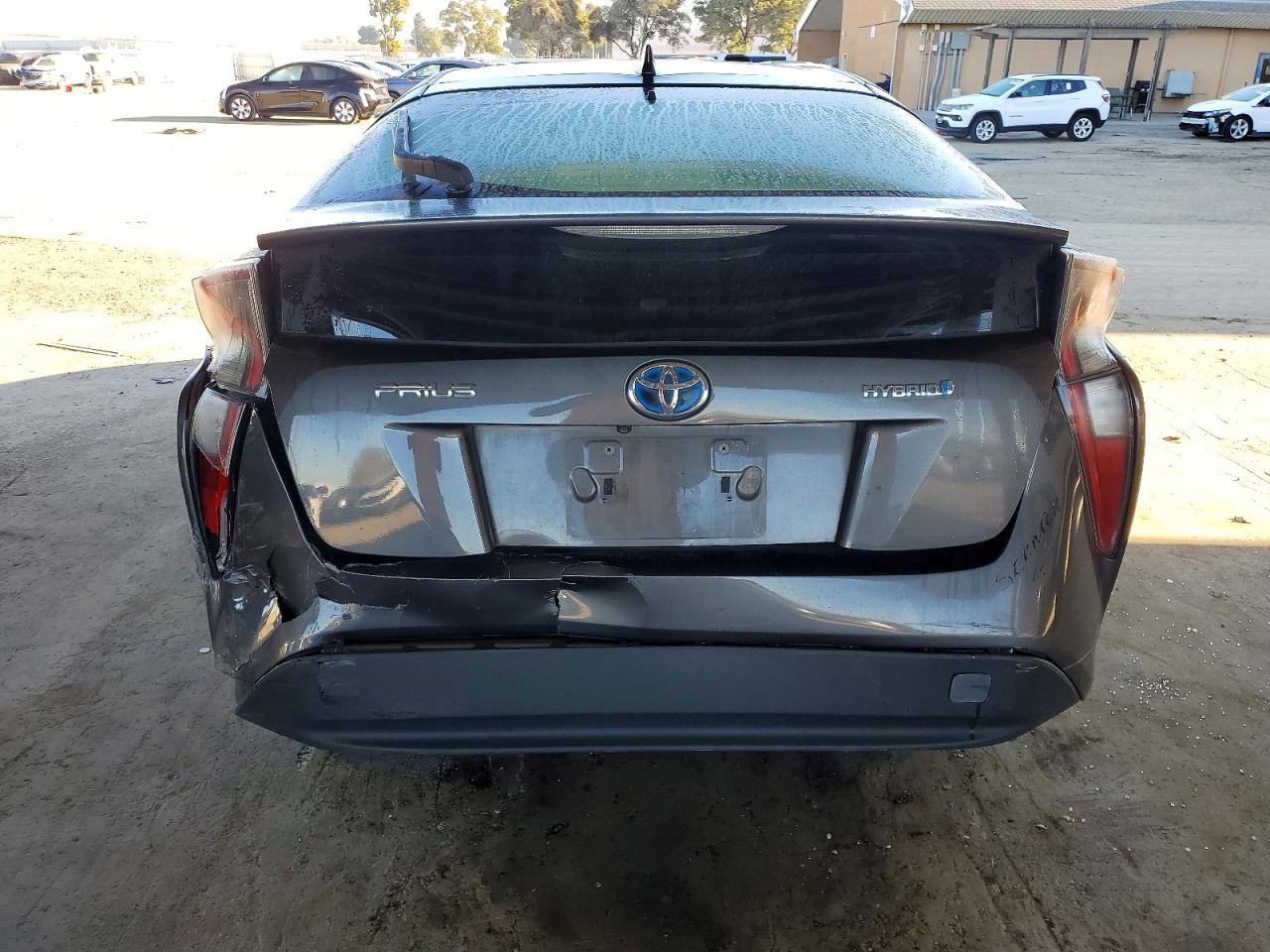 2017 TOYOTA PRIUS