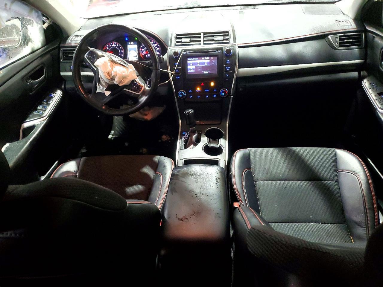 2016 TOYOTA CAMRY