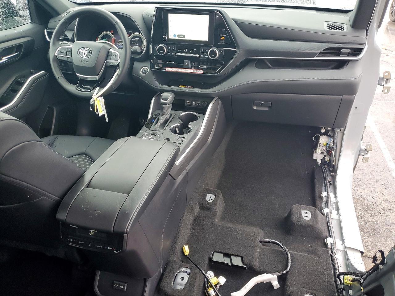 2025 TOYOTA HIGHLANDER