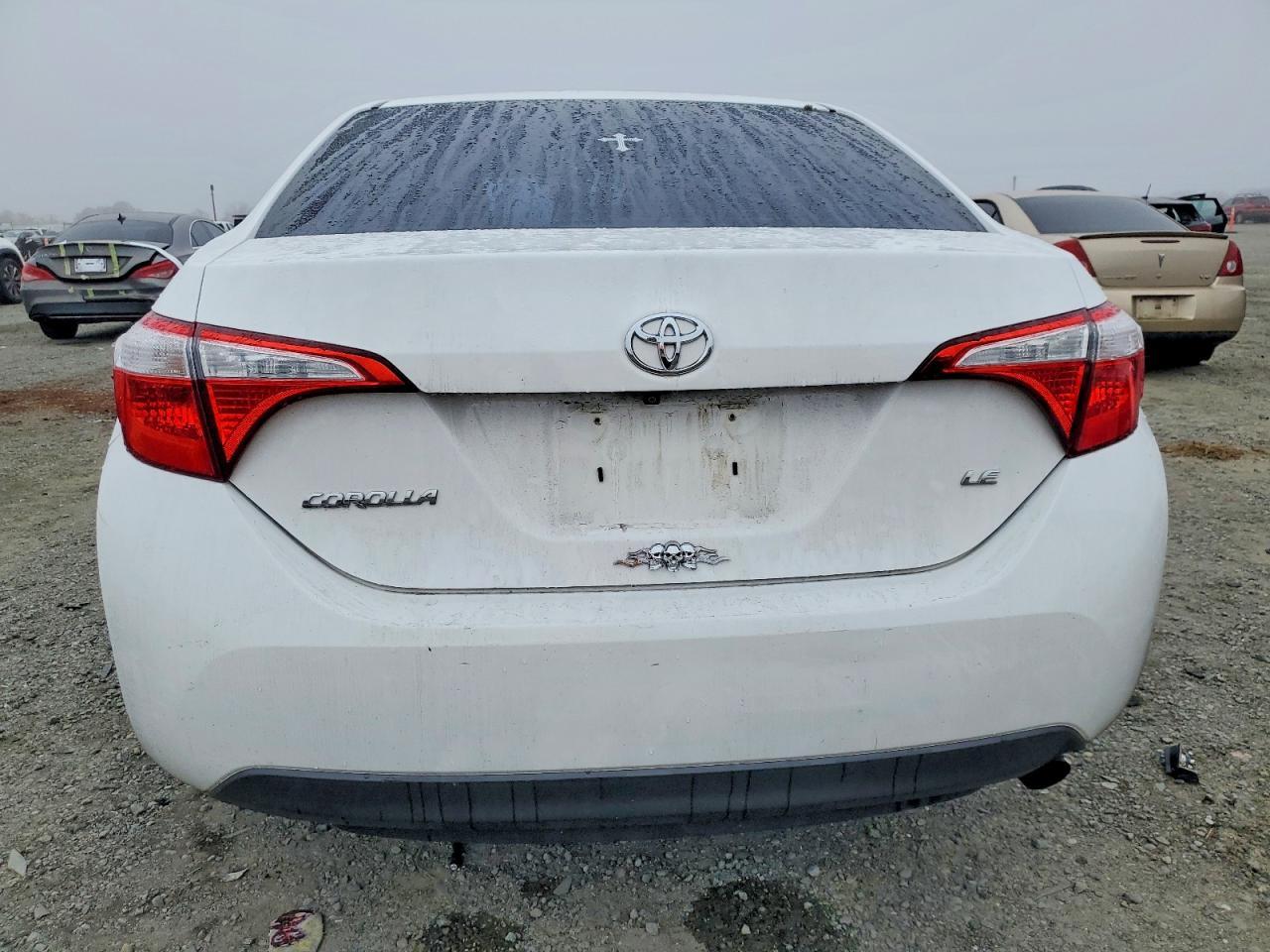 2015 TOYOTA COROLLA