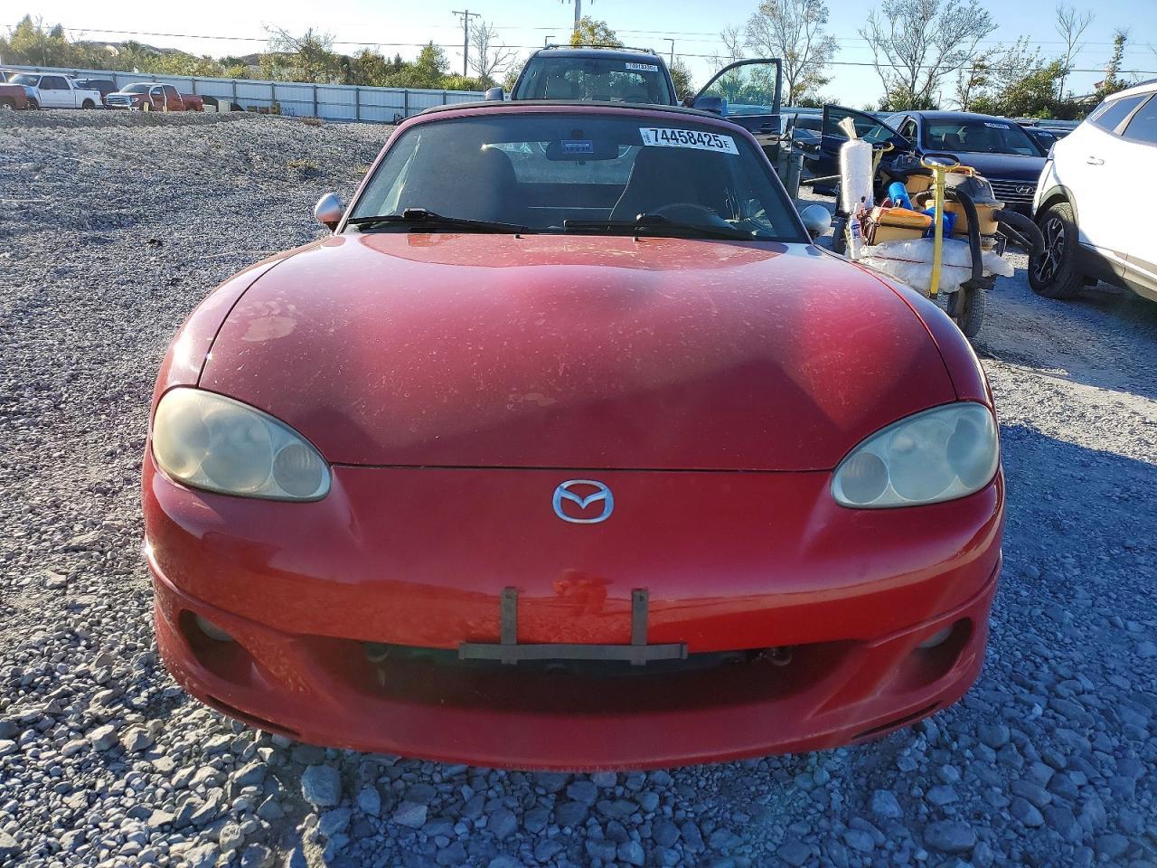2003 MAZDA MX-5 Miata