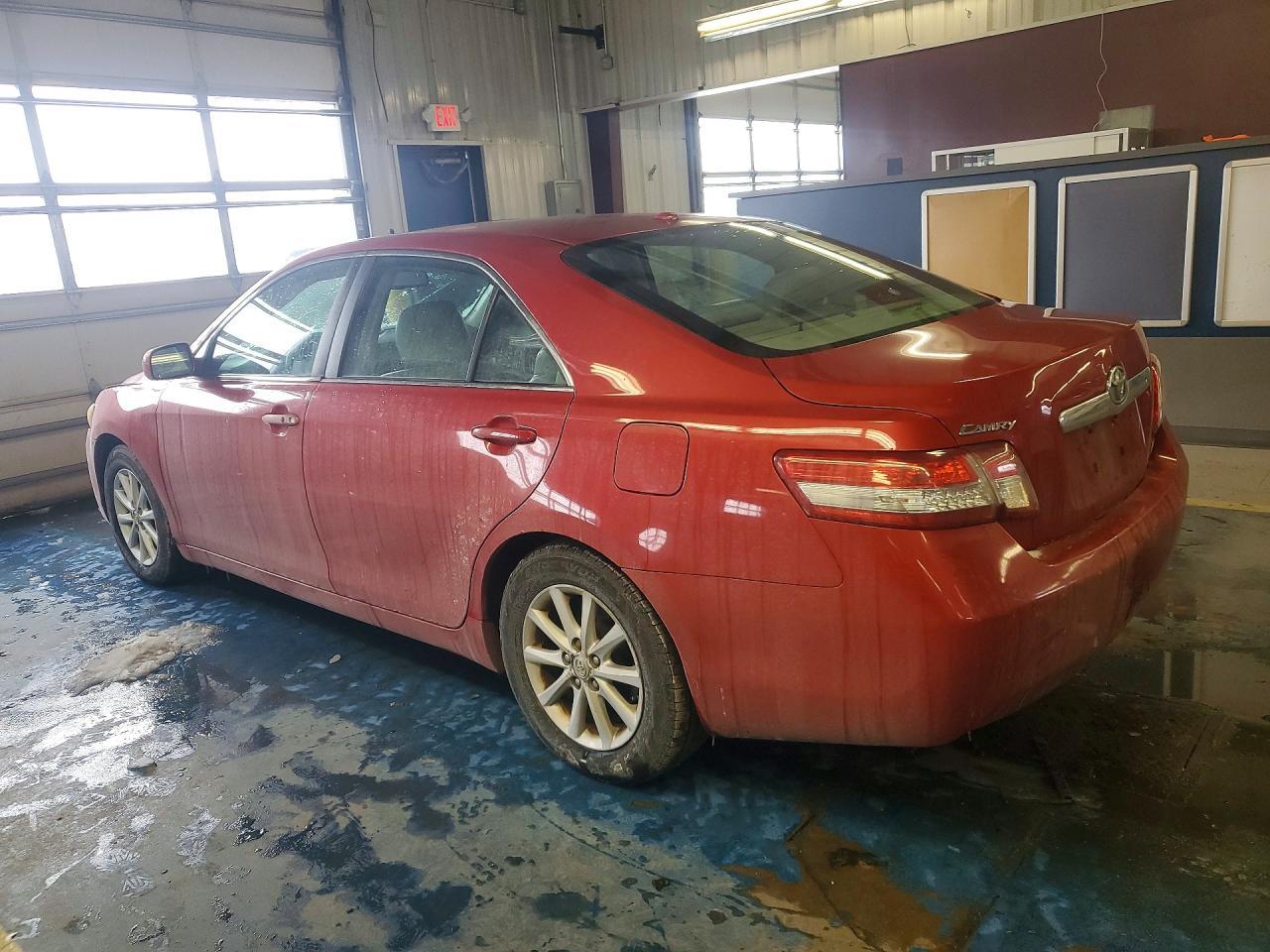 2010 TOYOTA CAMRY
