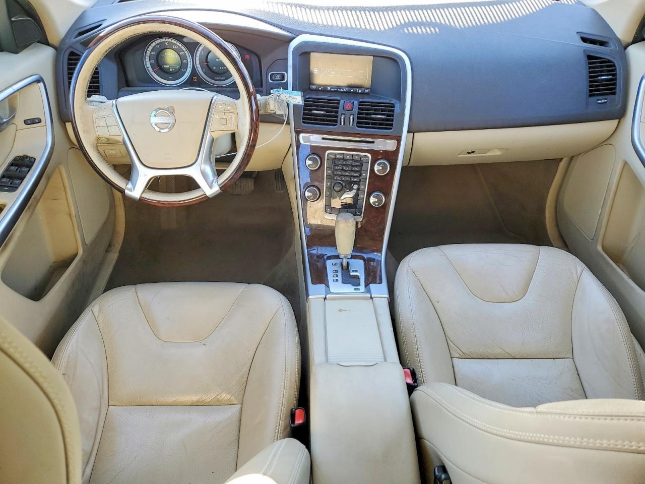 2012 VOLVO XC60