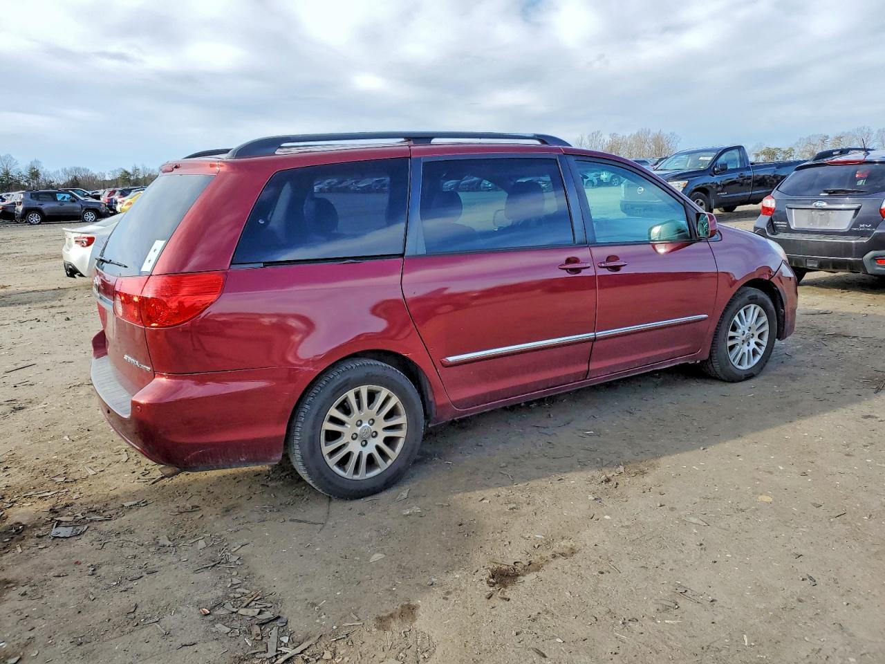 2009 TOYOTA SIENNA