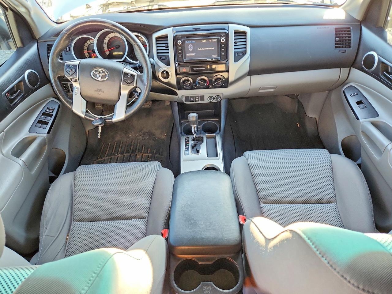 2015 TOYOTA TACOMA