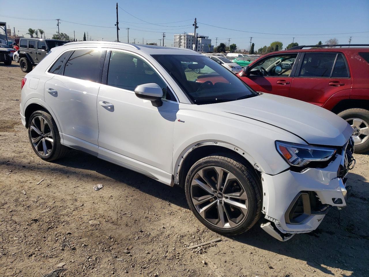 2019 AUDI Q3