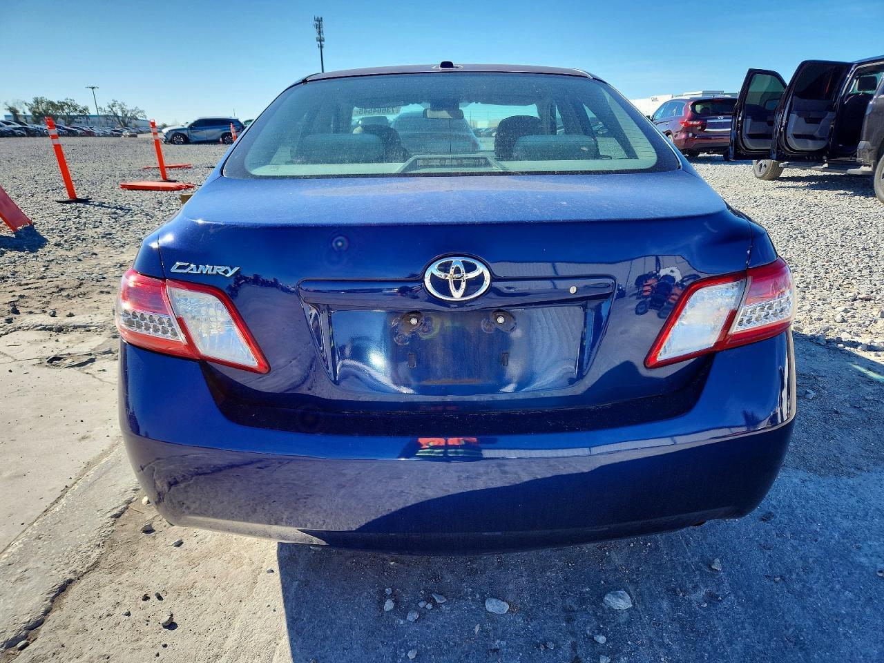2010 TOYOTA CAMRY