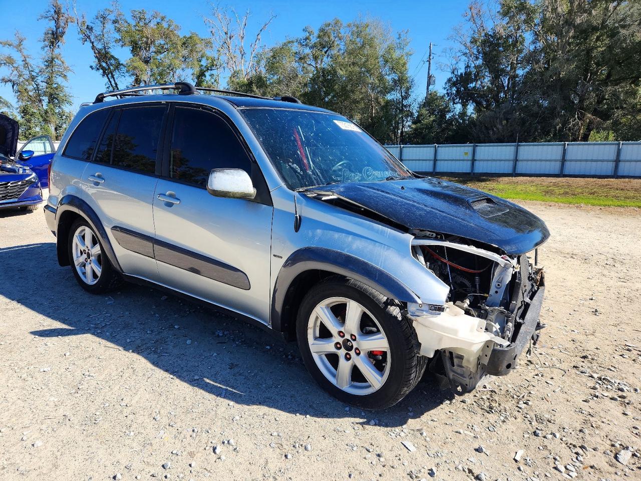 2004 TOYOTA RAV4
