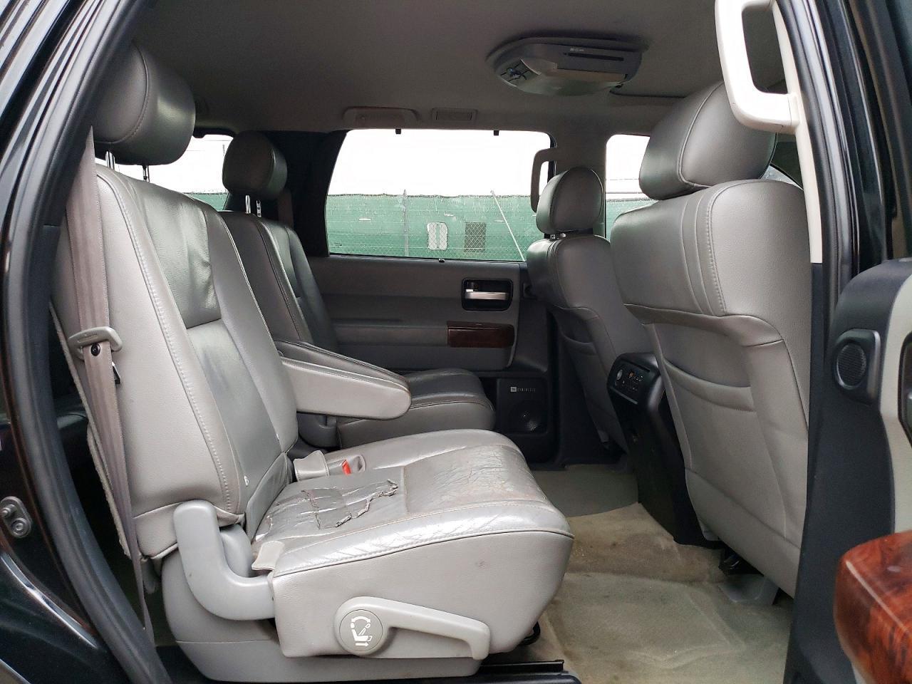 2008 TOYOTA Sequoia