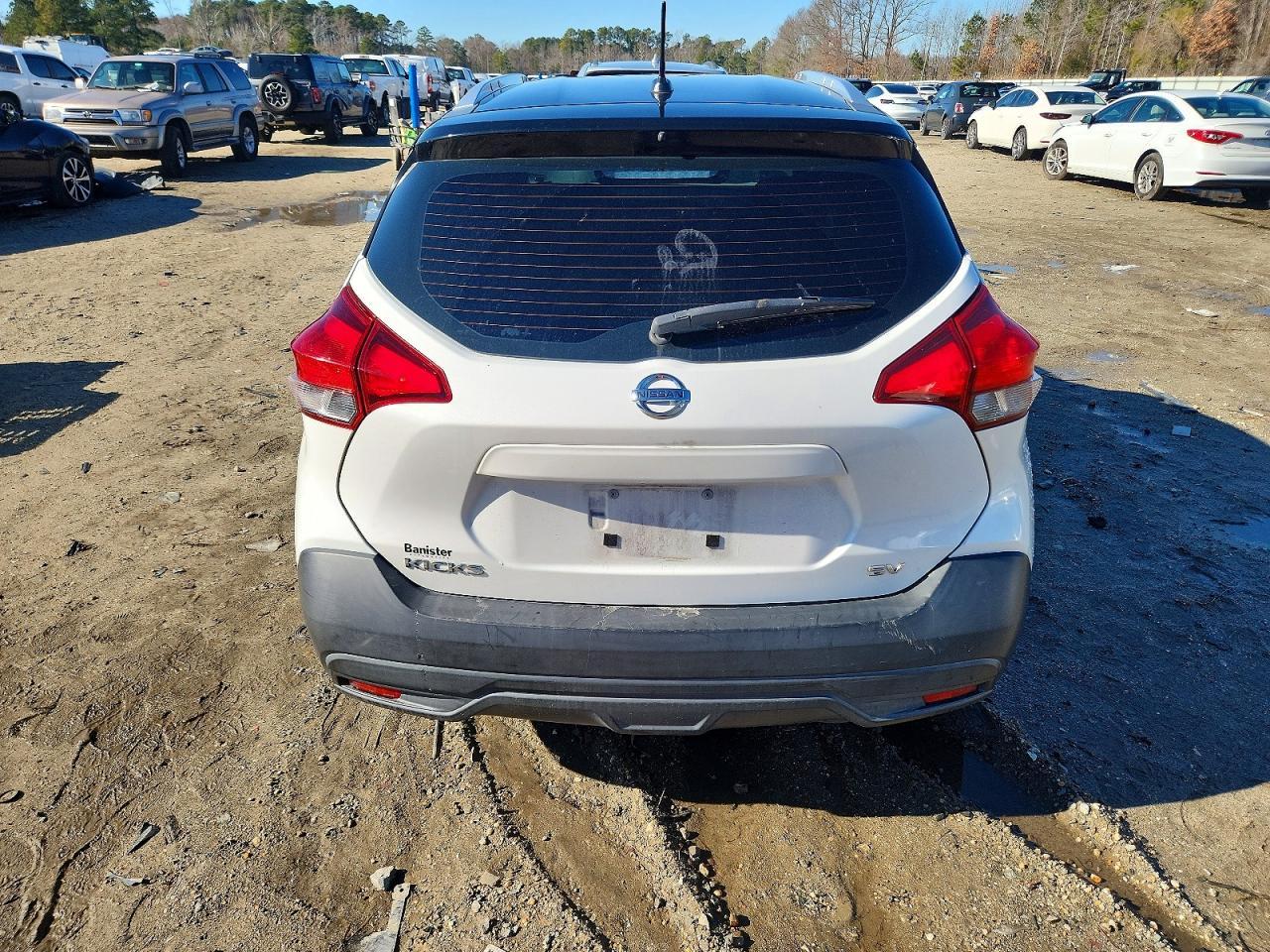 2019 NISSAN KICKS