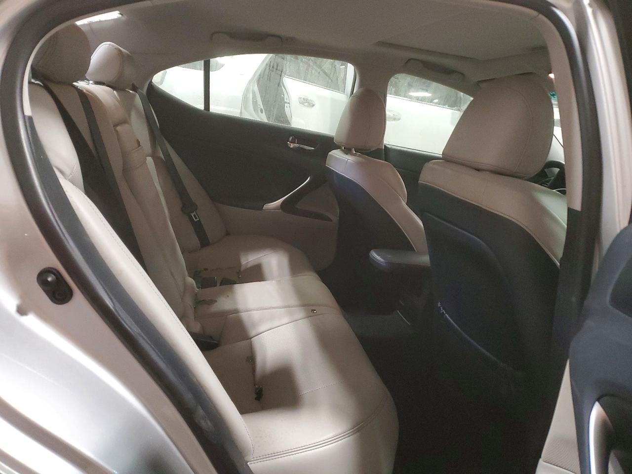 2012 LEXUS IS 250