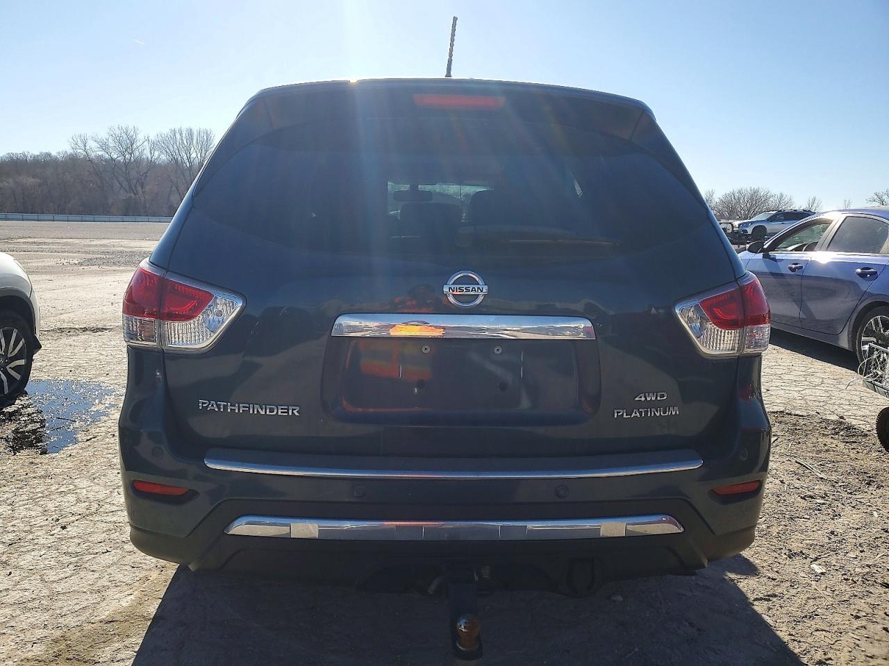 2016 NISSAN PATHFINDER
