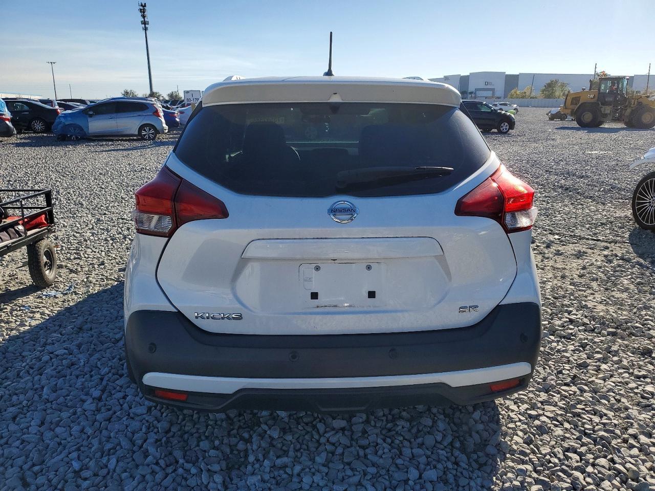 2020 NISSAN KICKS