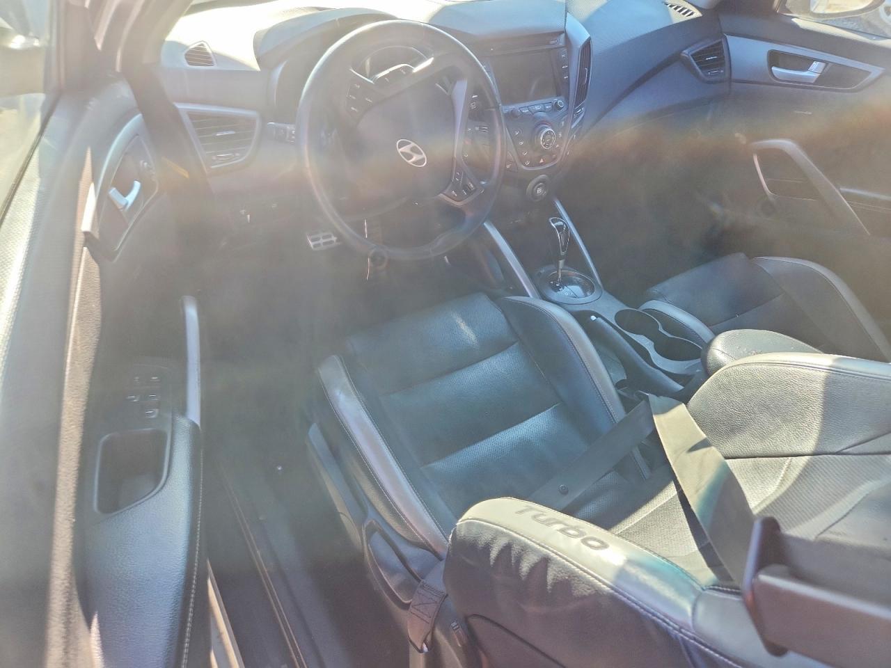 2013 HYUNDAI VELOSTER