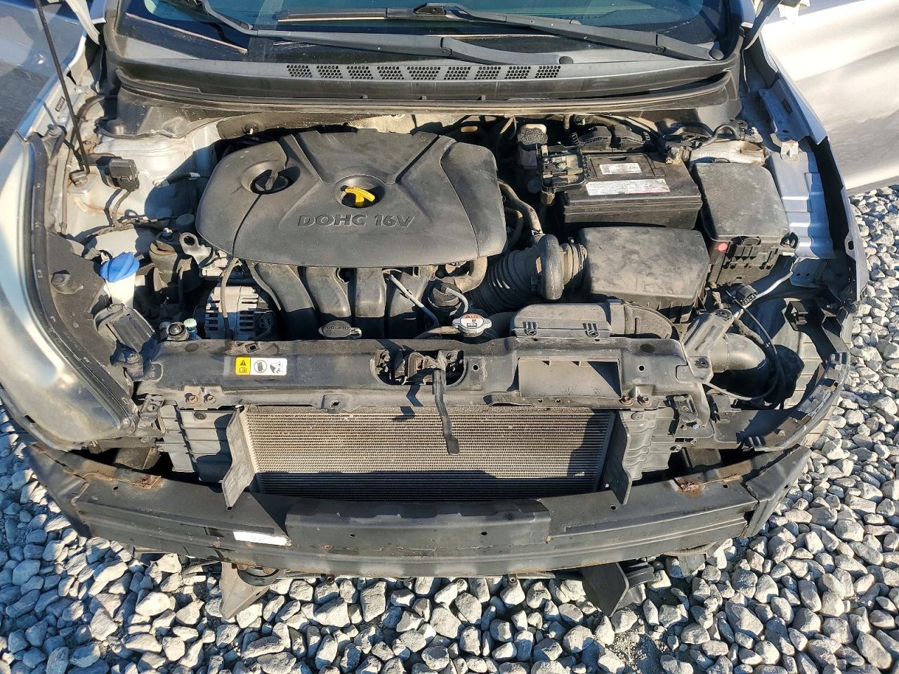2016 HYUNDAI ELANTRA