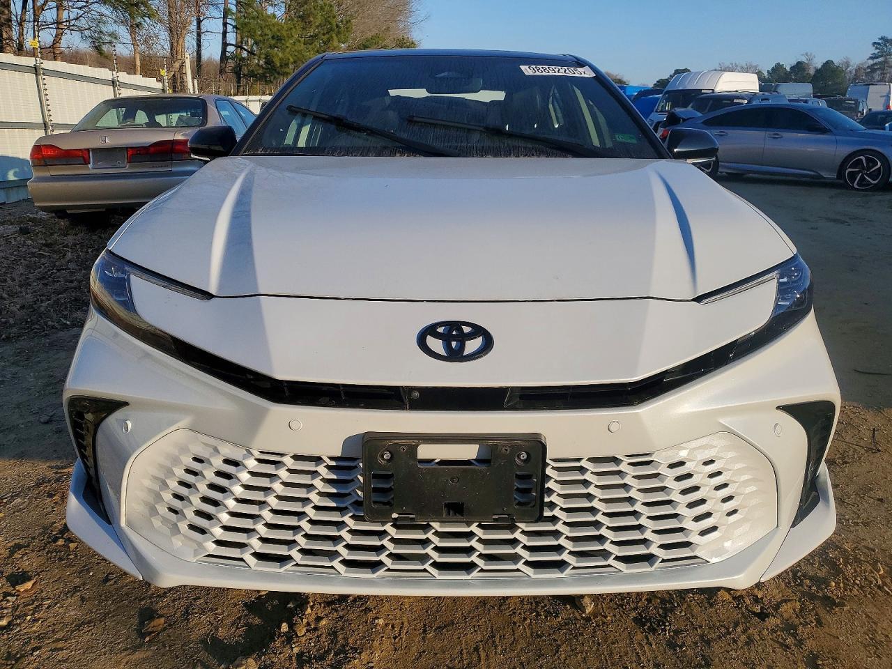 2025 TOYOTA CAMRY