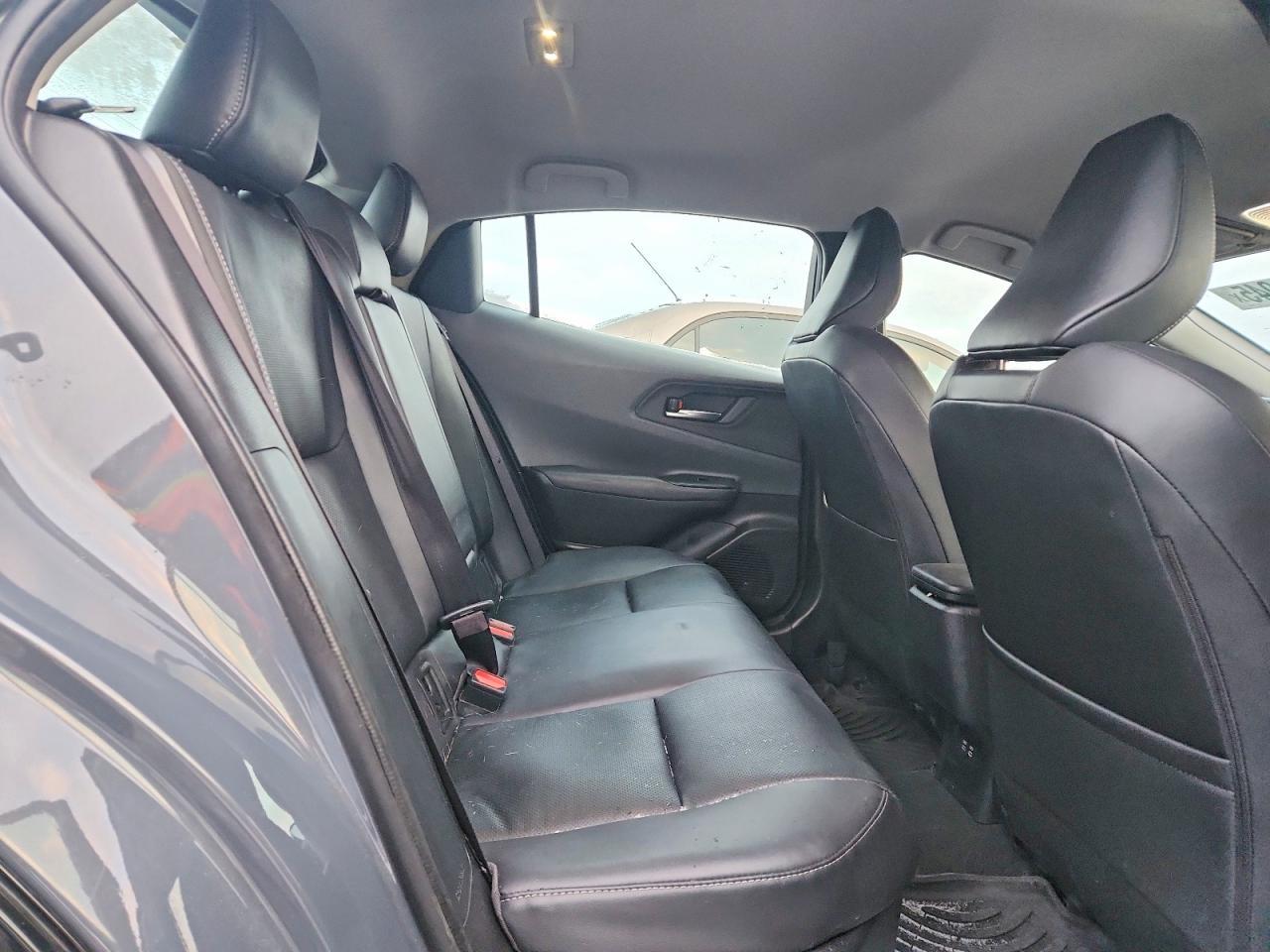 2024 TOYOTA PRIUS