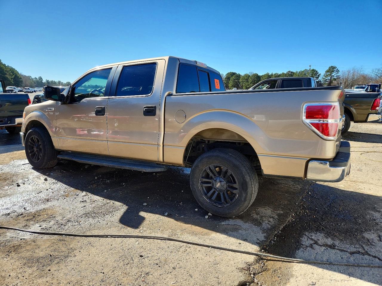 2014 FORD F-150