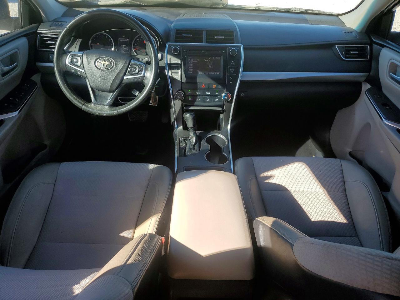 2016 TOYOTA CAMRY