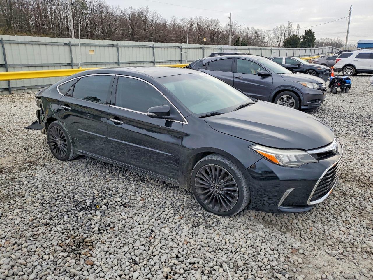 2016 TOYOTA Avalon