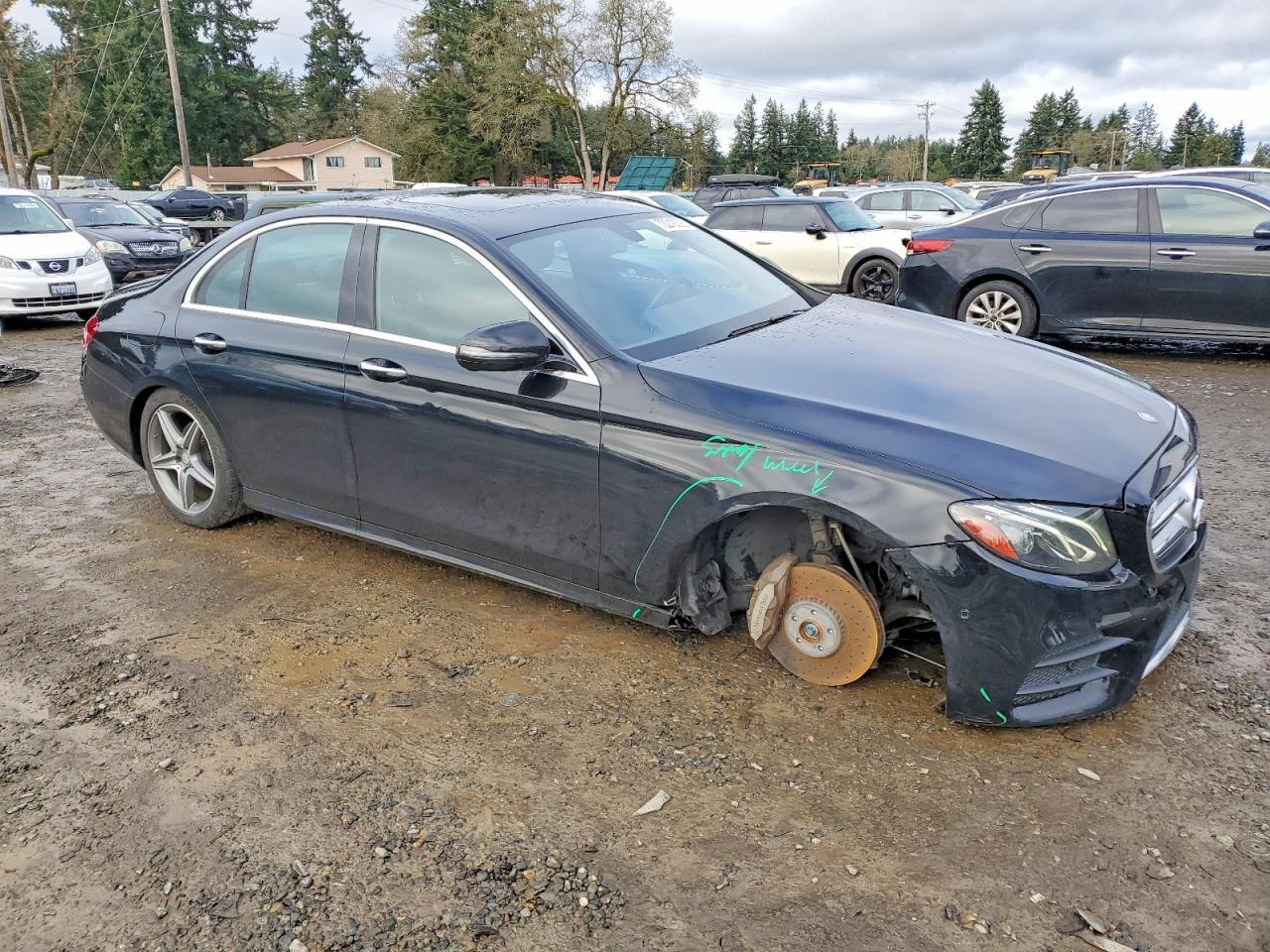 2017 MERCEDES-BENZ E-Class