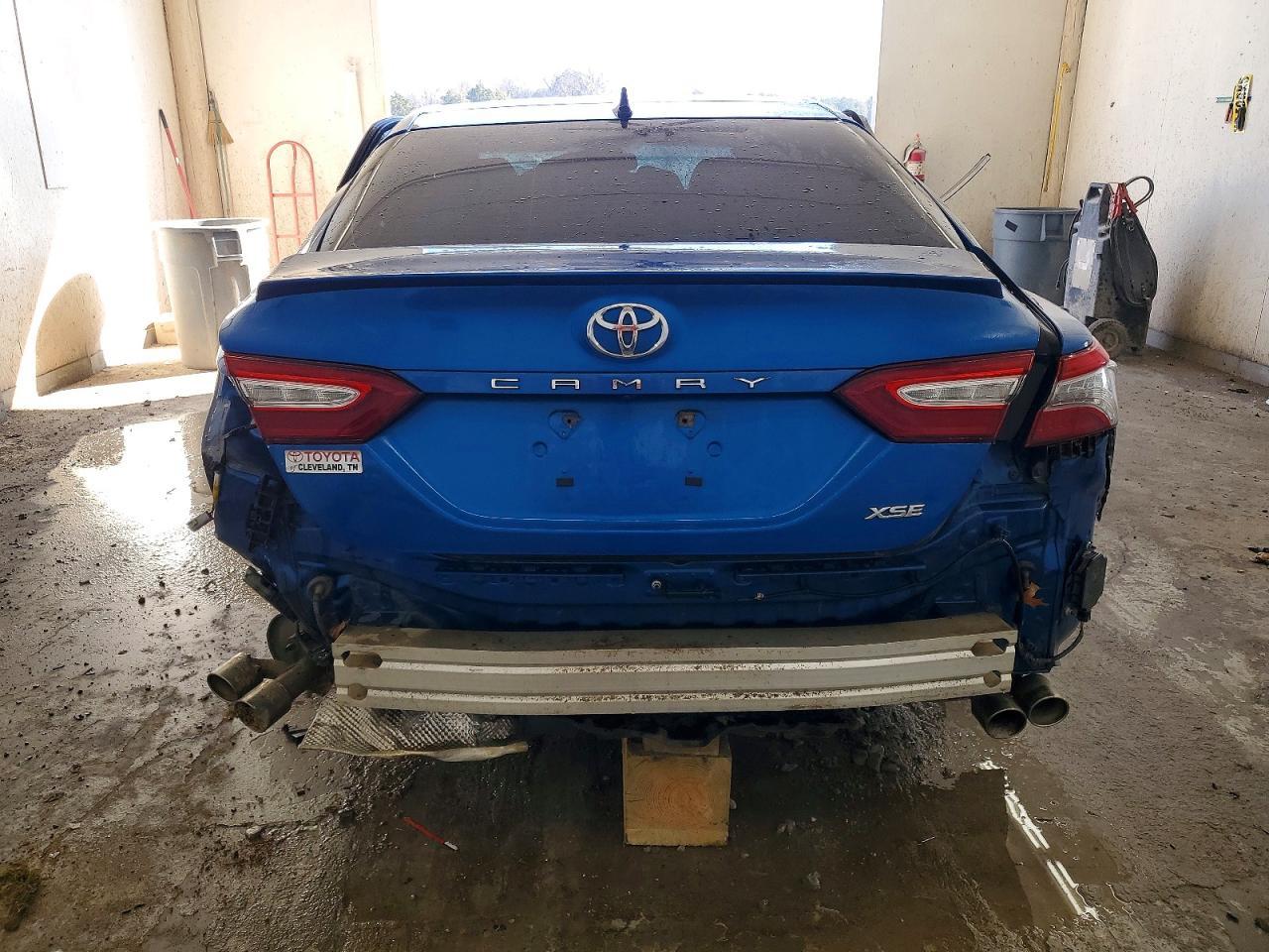 2019 TOYOTA CAMRY