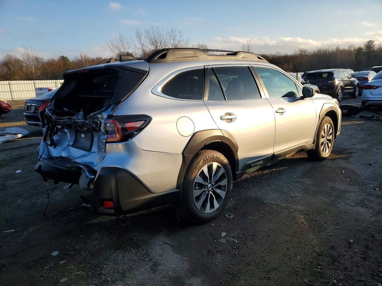 2025 SUBARU Outback