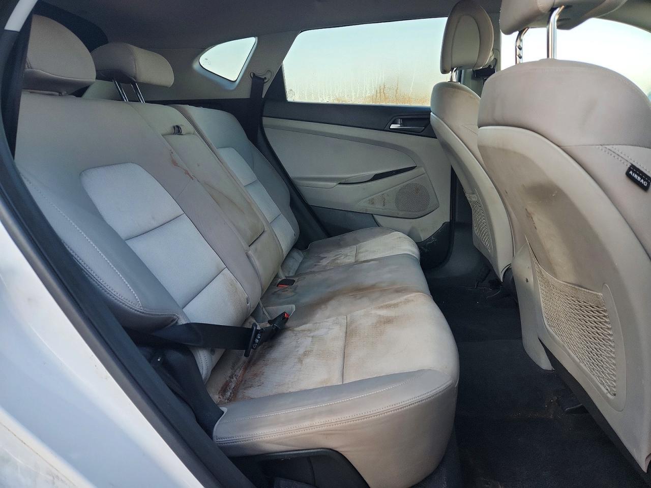 2016 HYUNDAI TUCSON