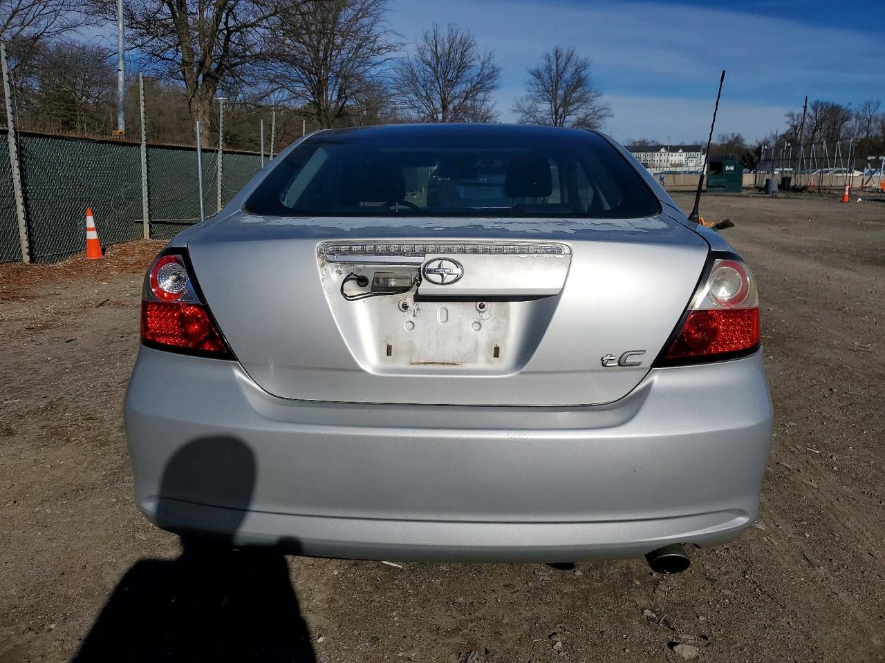 2005 TOYOTA SCION