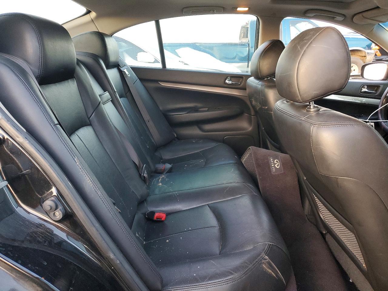2012 INFINITI G25